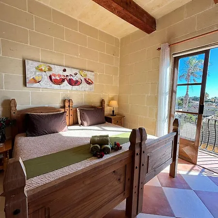 Ta Carmen With Pool Guest house 3*