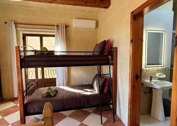 Pensiune Ta Carmen Qala